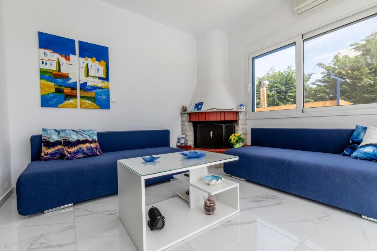 White Blue Villa Lachania  Exterior photo