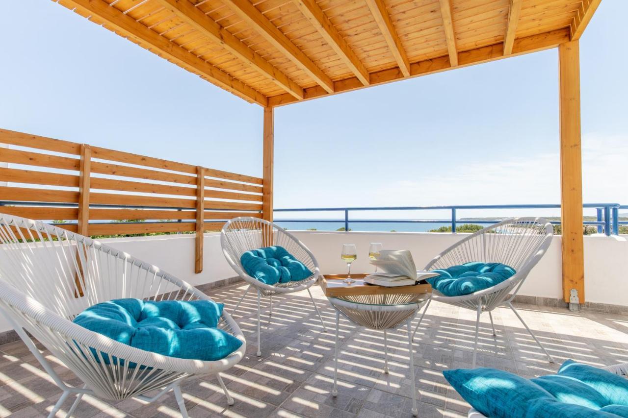 White Blue Villa Lachania  Exterior photo